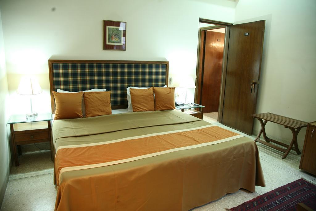 The Royal Residency Hotel New Delhi Extérieur photo
