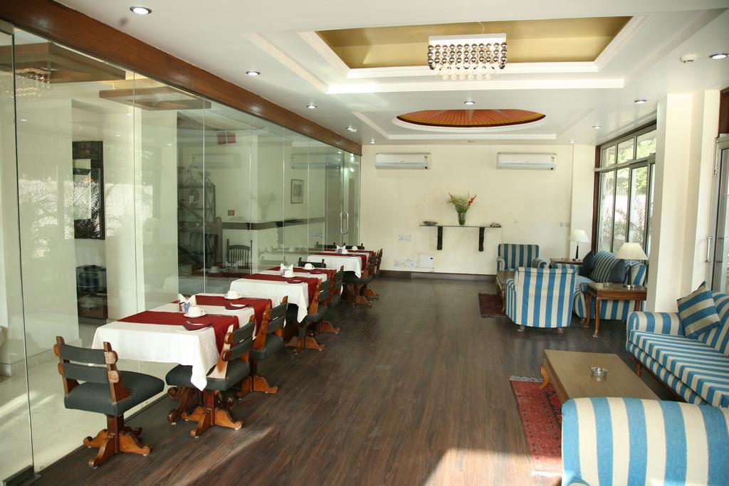 The Royal Residency Hotel New Delhi Extérieur photo
